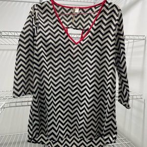 Miami, Made in USA, size S, Women’s cut out back tunic, 3/4 sleeve used LIKE NEW
